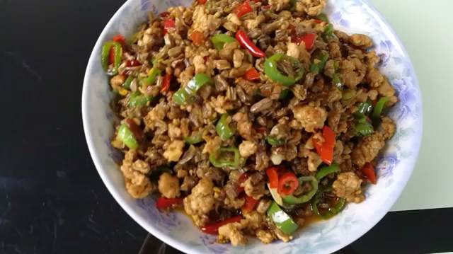 烂肉豇豆的正确做法 这样炒出来 挑食的孩子都喜欢得停不下筷