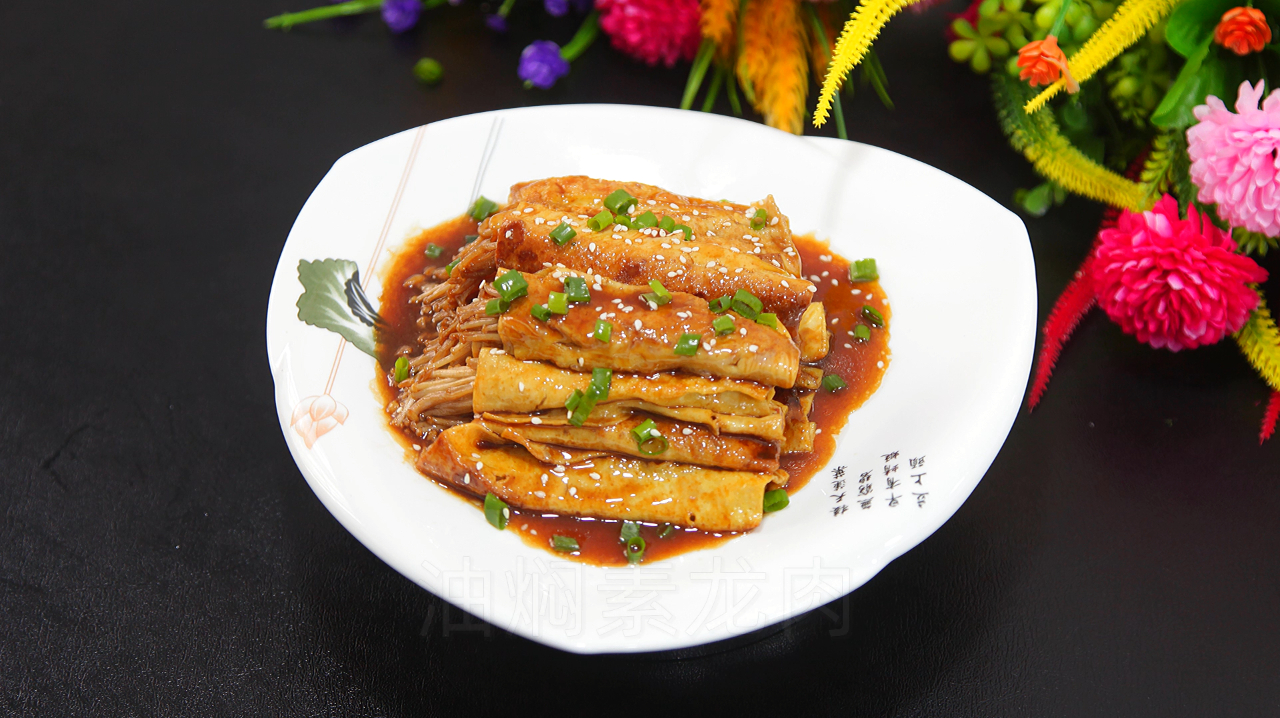 鲜香根本包不住啊,豆皮包金针菇的吃法,懂行的都在偷偷吃!