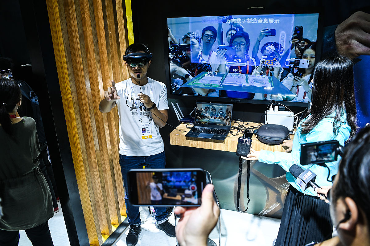 元宇宙助力进步：AR/VR游戏促销策略