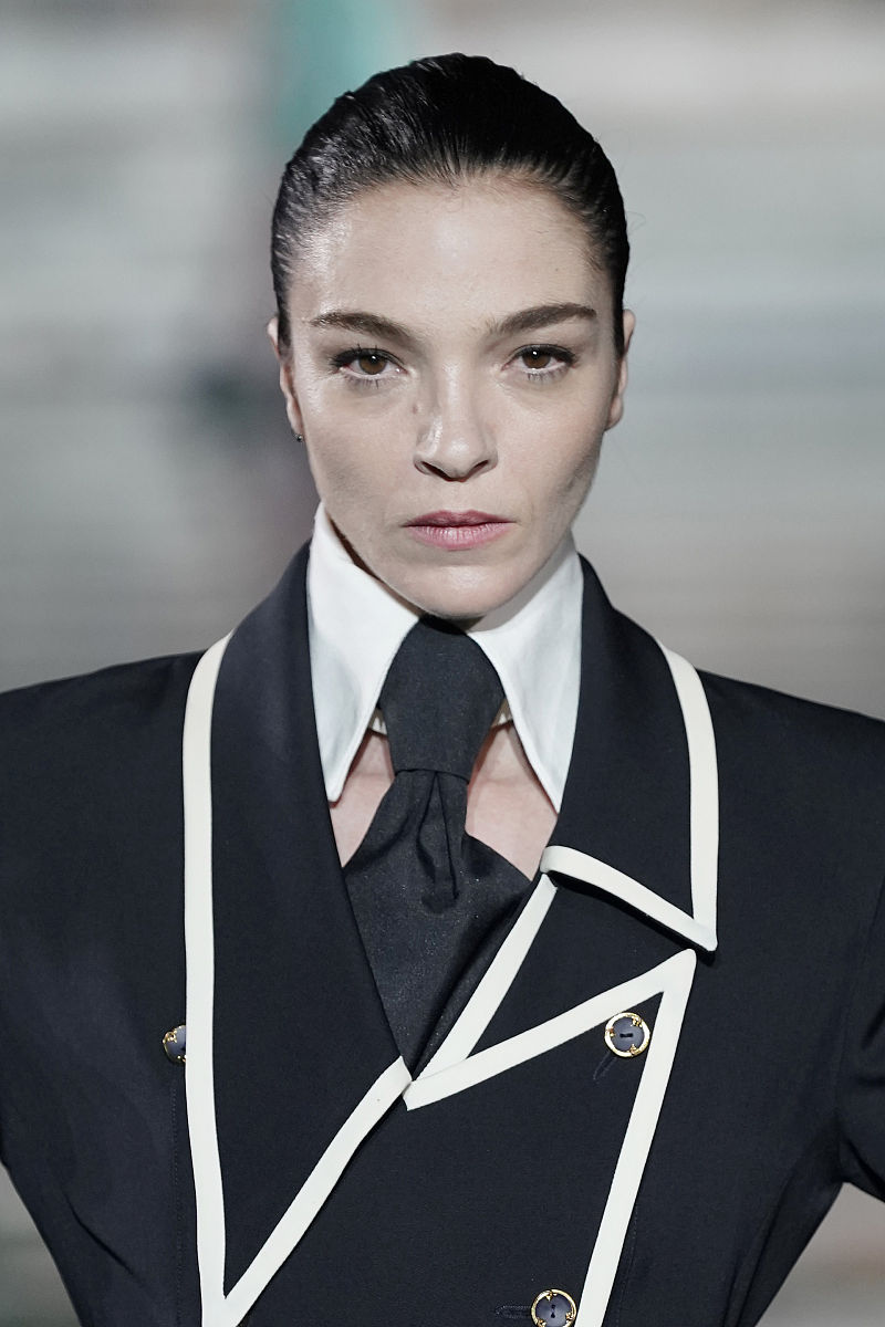 以下哪项功能为CR90版本中添加的新功能 AACES-OT B贴花 CChaos散布表面散布贴图 D运动模糊曲线