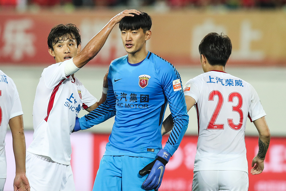 2018中超第28轮:广州恒大淘宝4-5上海上港