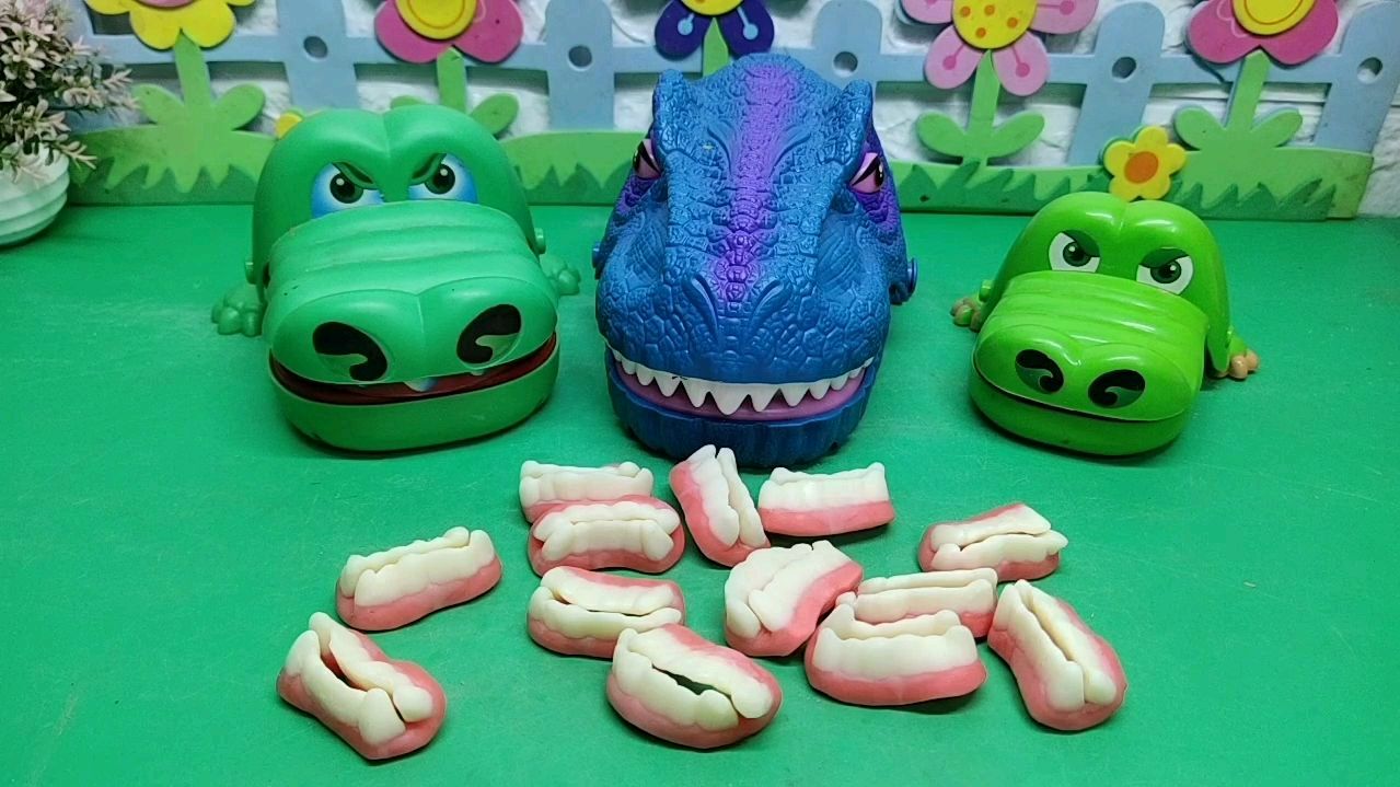 小鳄鱼咋就不张嘴呢?