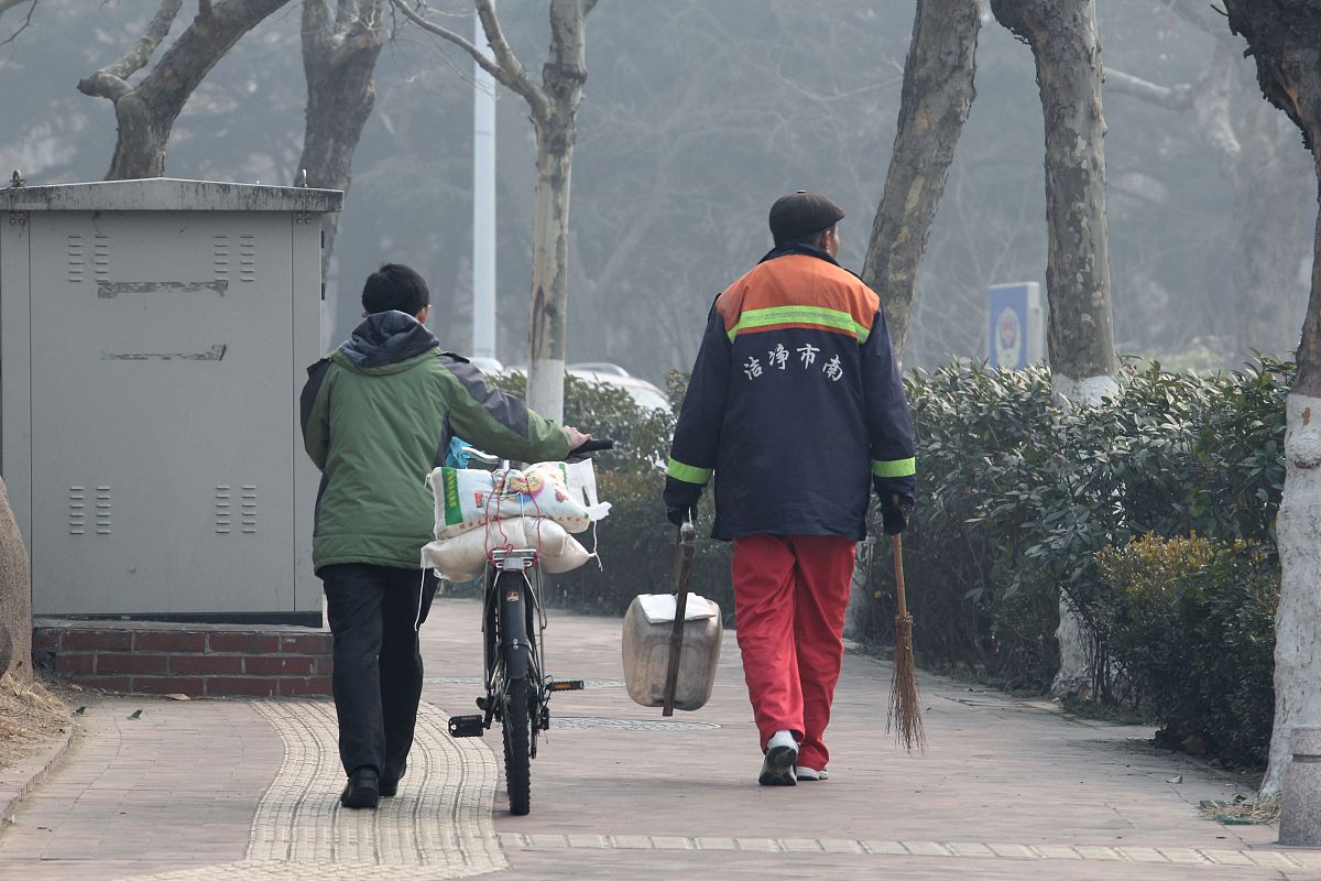 拾回家：捡拾温暖与希望