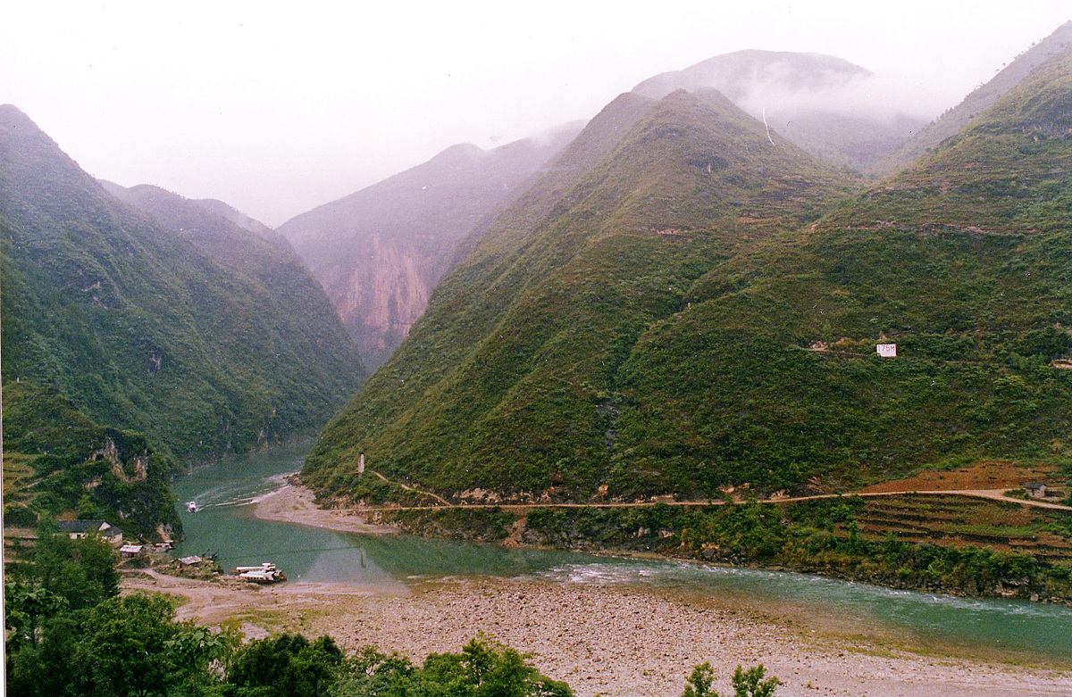 张爱玲小说《三峡·十八峡》女主角是谁？
