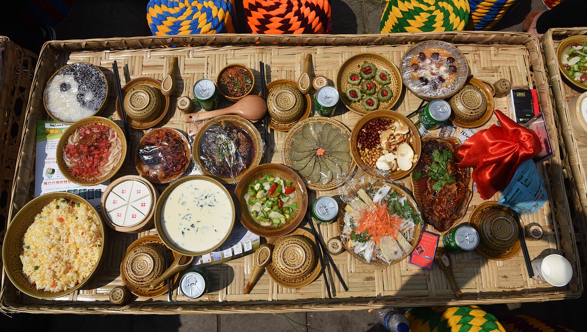 云南少数民族饮食文化探究：历史、特色与传承