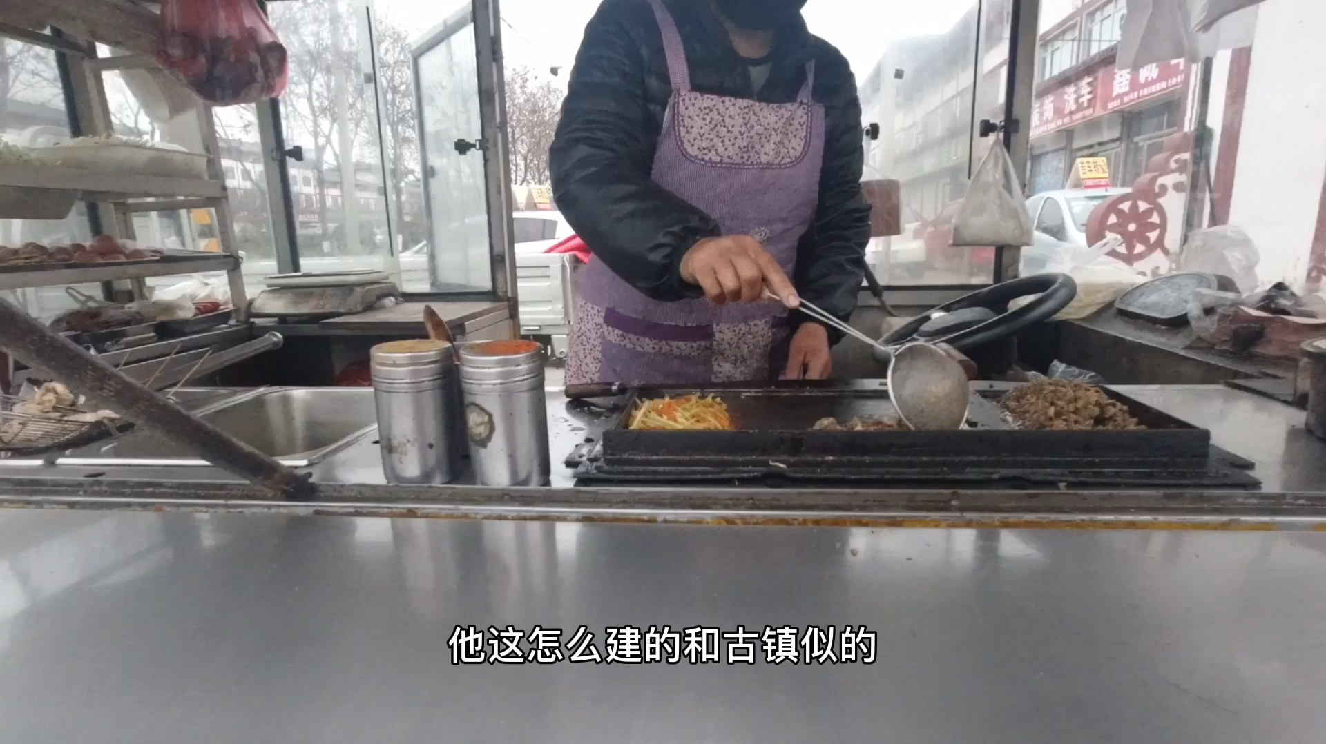 骑着踏板逛临沂第10天,临沭周庄仿古建筑,买了两个煎饼10块钱