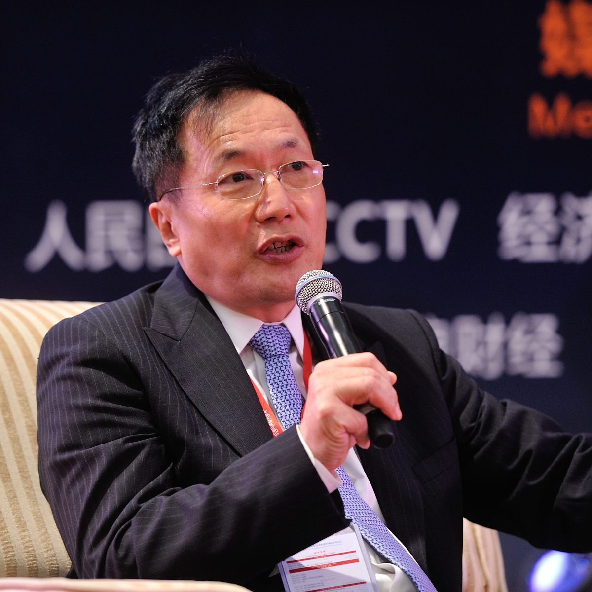 典型套期保值商品一览：期货、期权、互换等