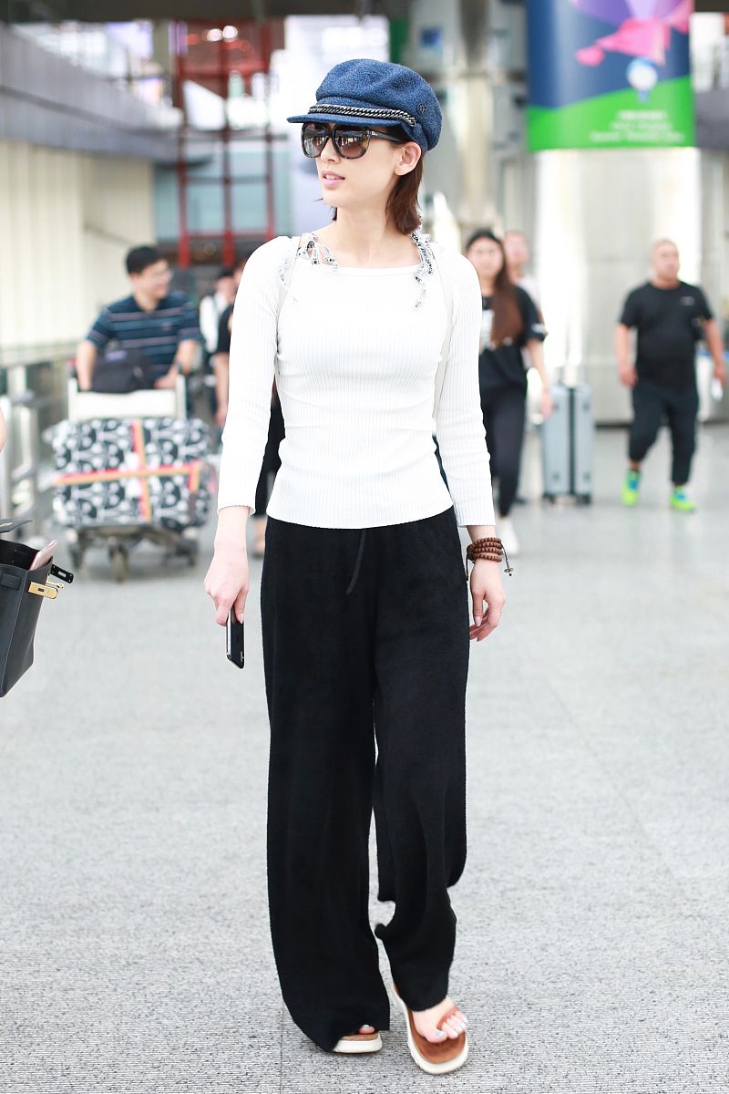 身体1米5身材微胖给我搭配漂亮得体的衣服