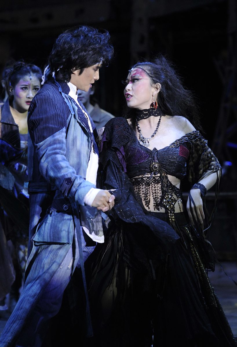 2008年9月26日,北京,国产音乐剧《蝶》举行原有版本的最后一场绝版演