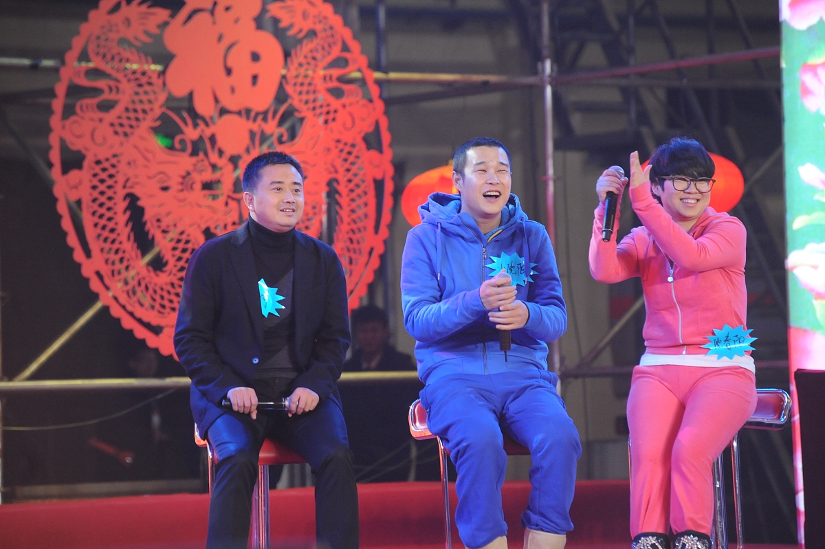 小沈阳39岁告别小品舞台，妻子沈春阳为助其重返舞台不惜扮丑