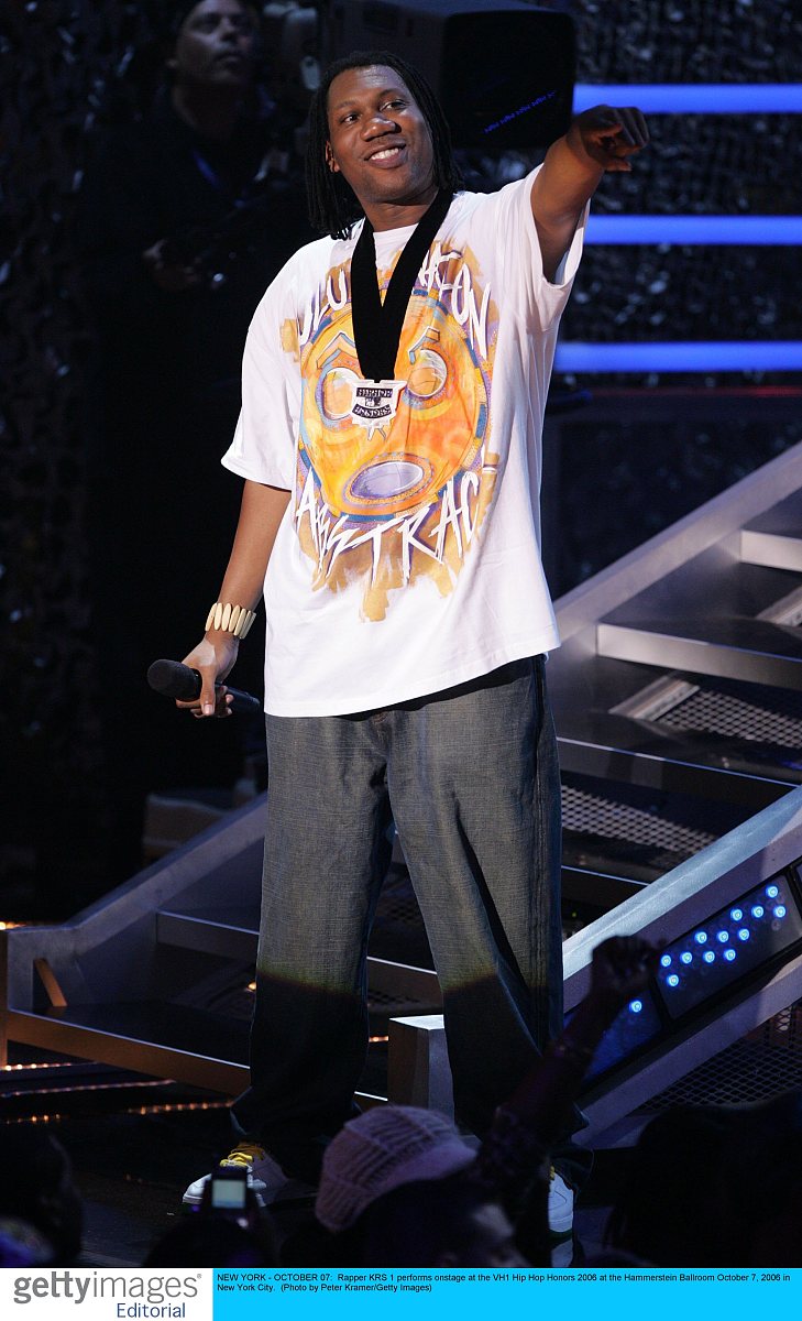 new york - october 07:  rapper krs 1 performs onstage at the vh1