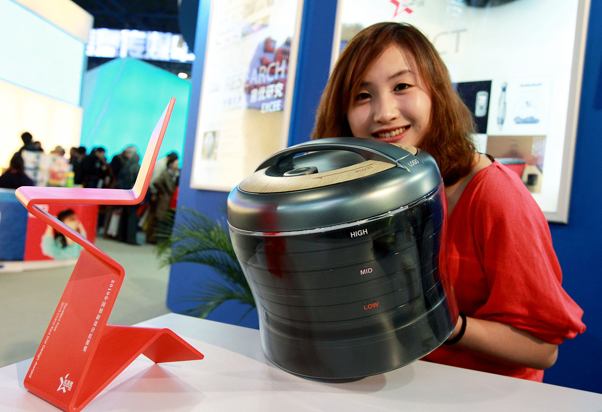 自己情绪低落的时候要找朋友倾诉吗？传递负能量应不应该？