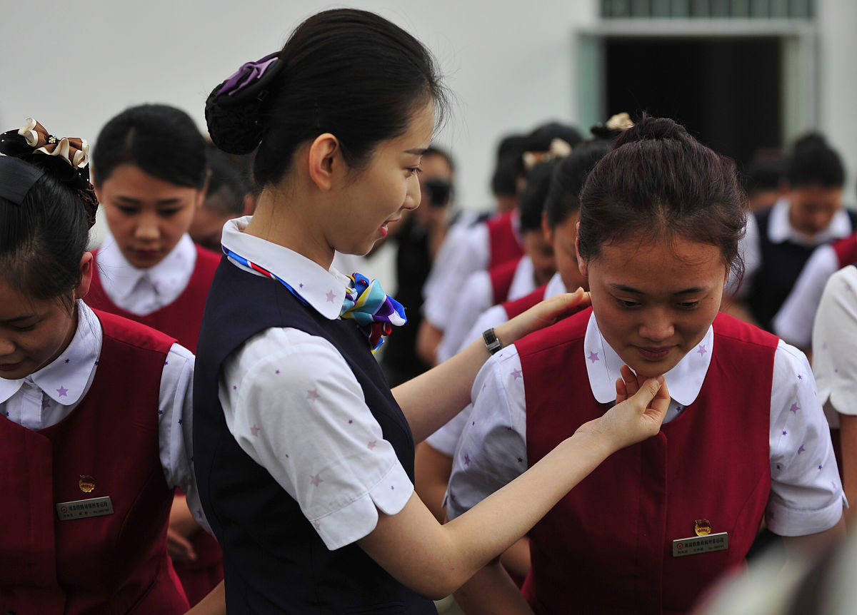 云南省昭通市初中生学高铁学校要读几年-好不好