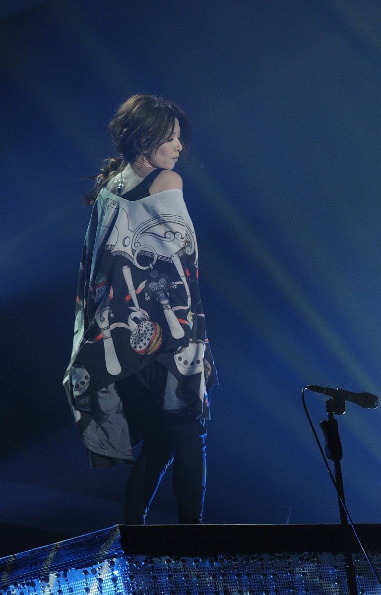 提供reol艺人的信息