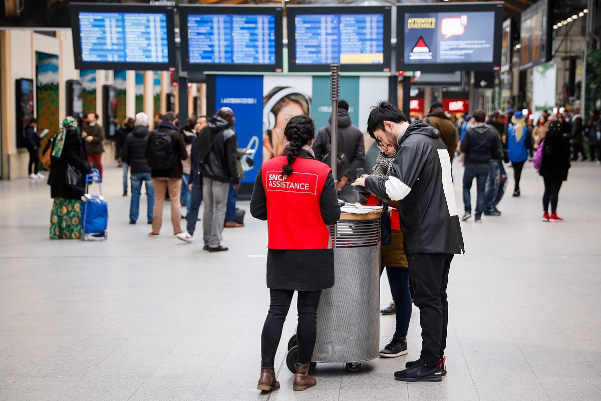 桂林北到武冈距离更近，约180公里！