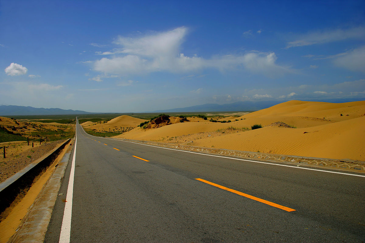 增加旅游保护区对外开放的数量对可持续性旅游又什么影响？