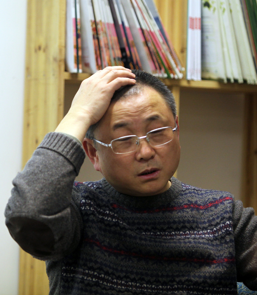 2012年02月18日,武汉,作家刘醒龙.***_***+++_+++武汉,刘醒龙,作家,书