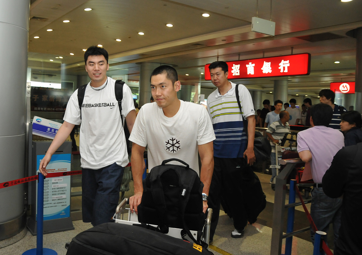 (宁波和杭州平面媒体请不要<strong>下载</strong>,谢谢)2010年5月30日,宁波,2010男篮