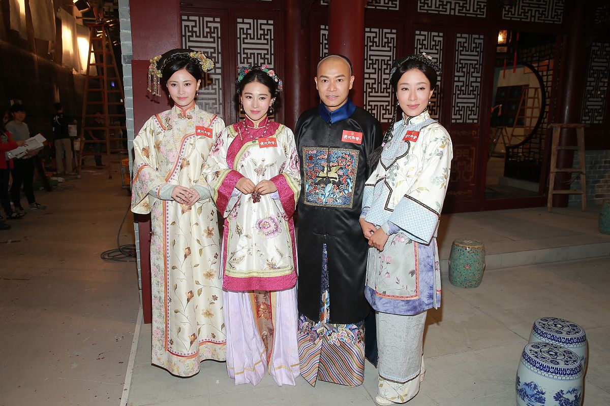 恒家祖孙心怀不轨,敏贞格格识破阴谋 恒家祖孙心怀不轨,敏贞格格识破阴谋