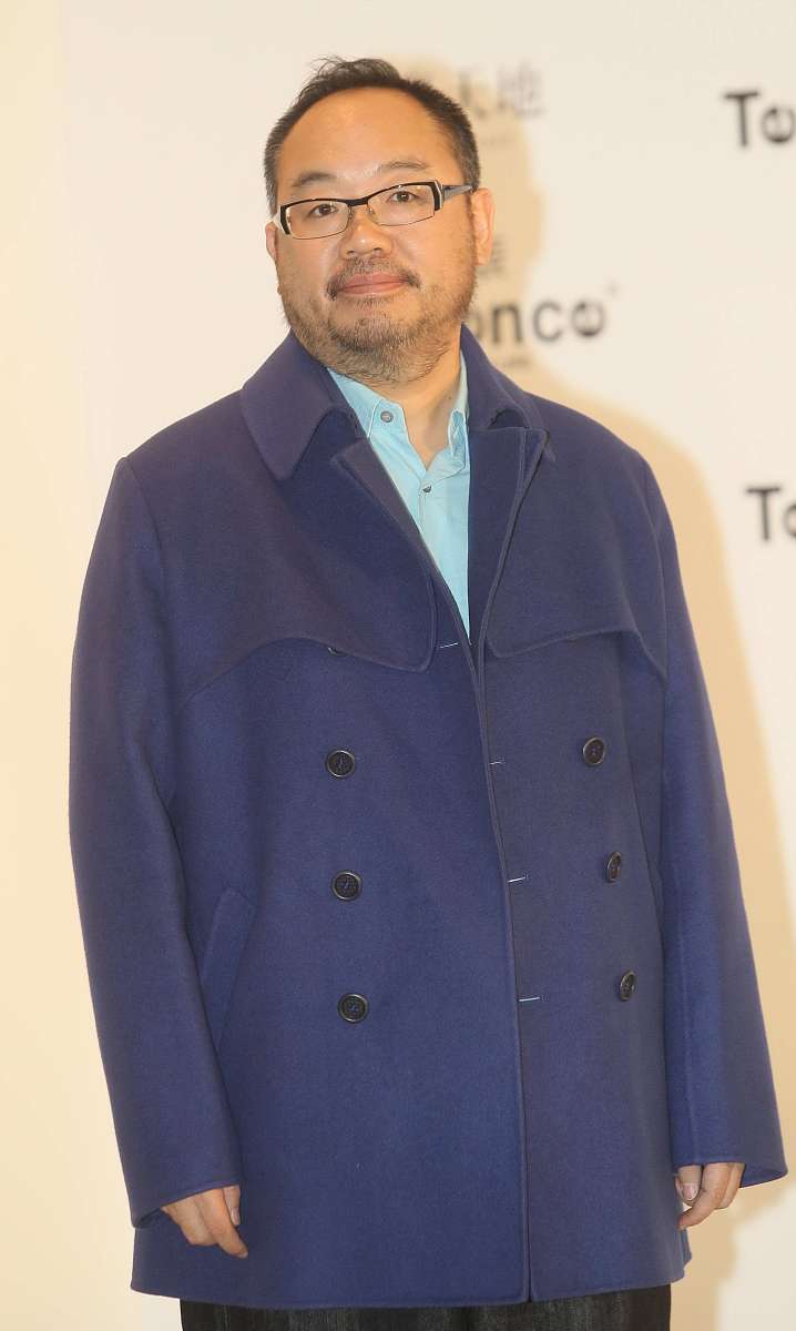 2011年11月3日,北京,明星代理的某著名腕表品牌在北京开店.***_***张
