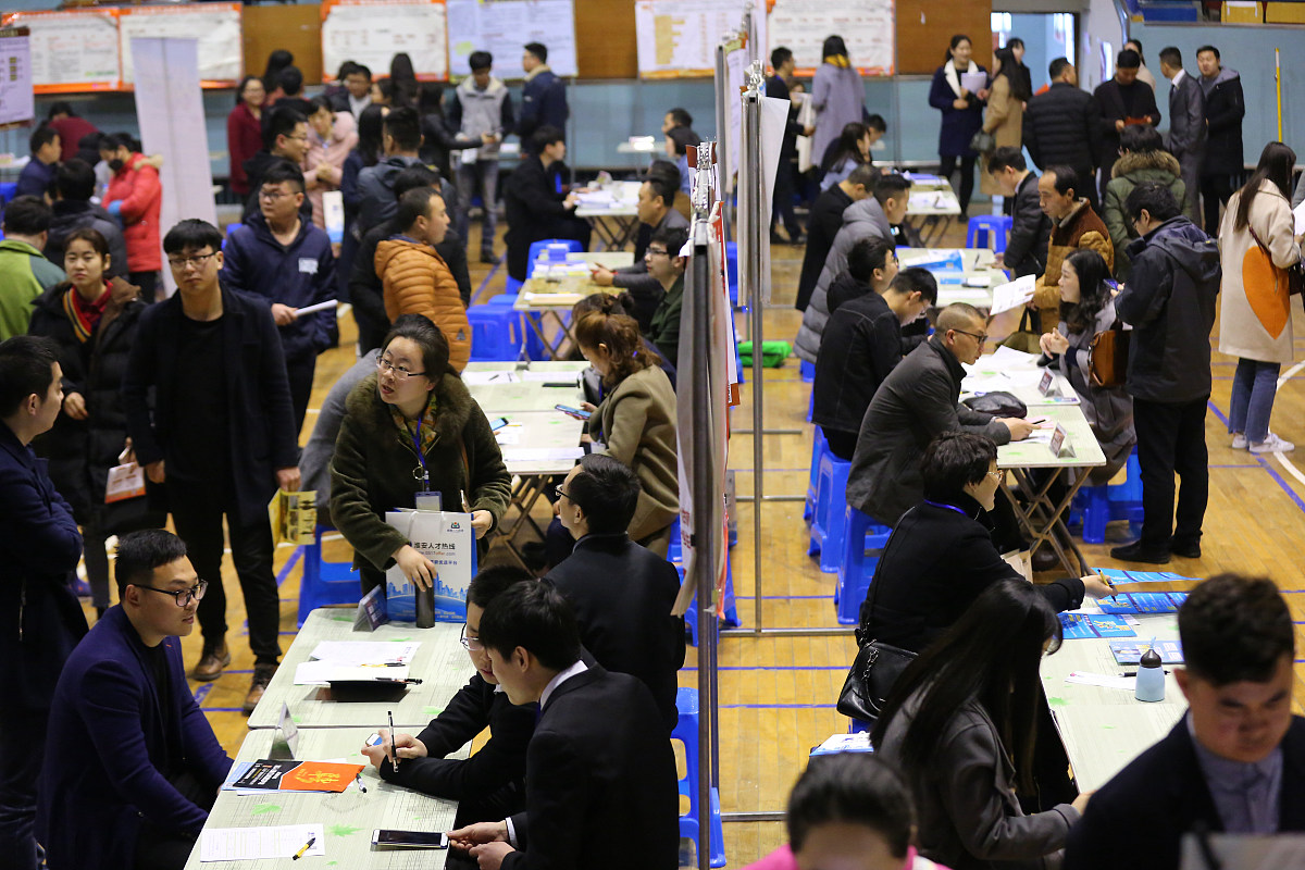 六盘水初中毕业生如何选择升学道路？中专、高中、职业高中、就业都有哪些优势？