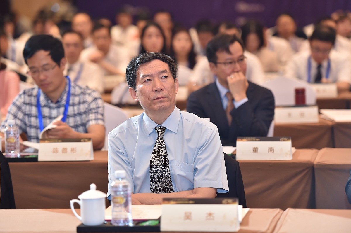 文艺部面试问题：展现你的文艺才华和团队合作精神