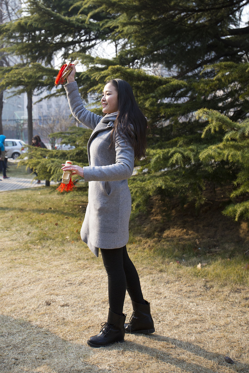 帮我做一个有关于艺考的用小红书的风格写一篇笔记要求有小标题并且适当的加入一些emoji