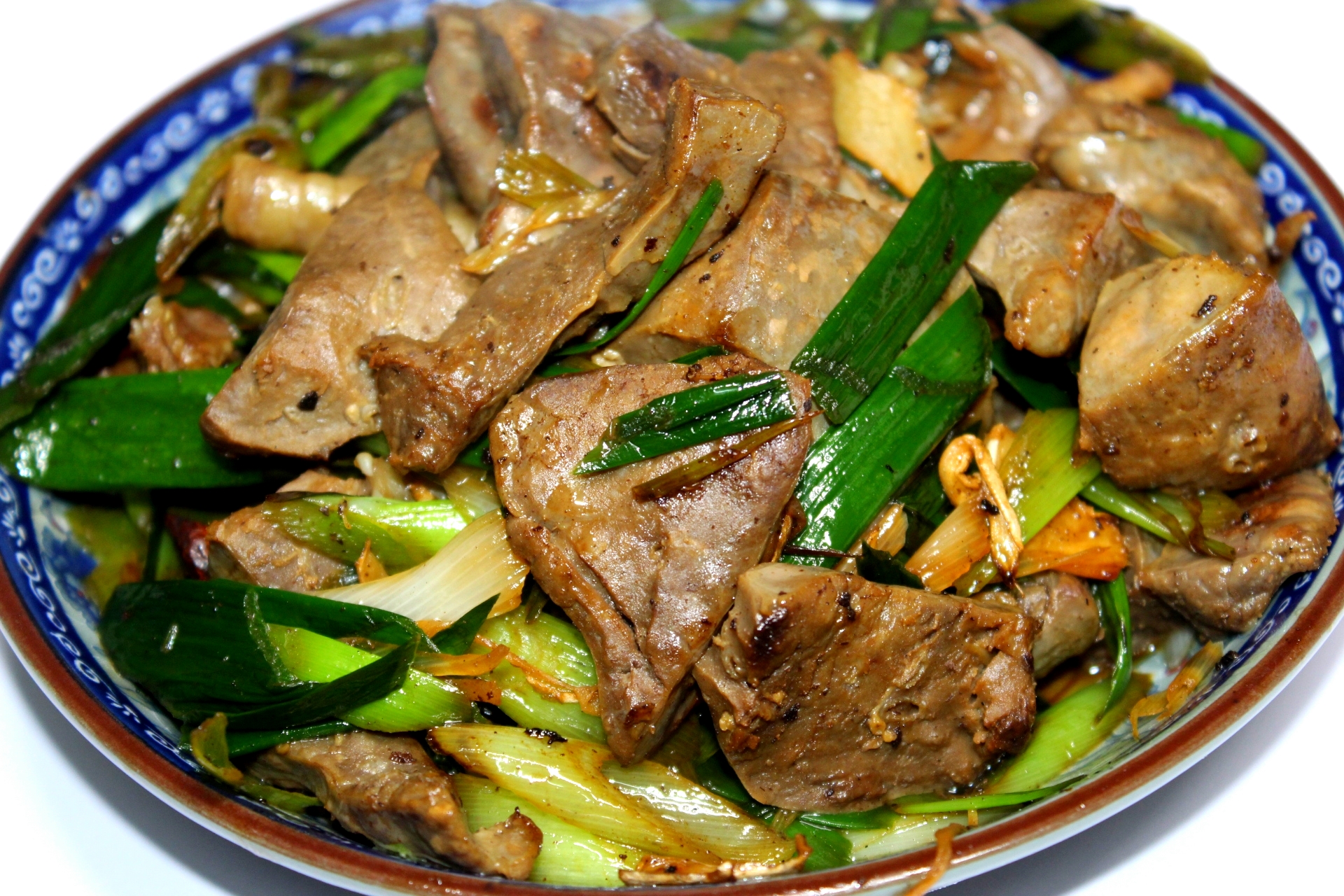 2块钱的羊肺,8毛钱的蒜苗,这样一弄,美味即成!