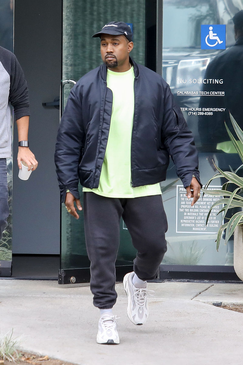 Yeezy 真假鉴别：8个细节教你辨别真假