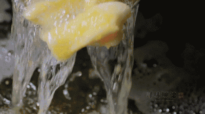 《舌尖3》雖然撲街了，但原班人馬打造的這部美食片值得五星推薦