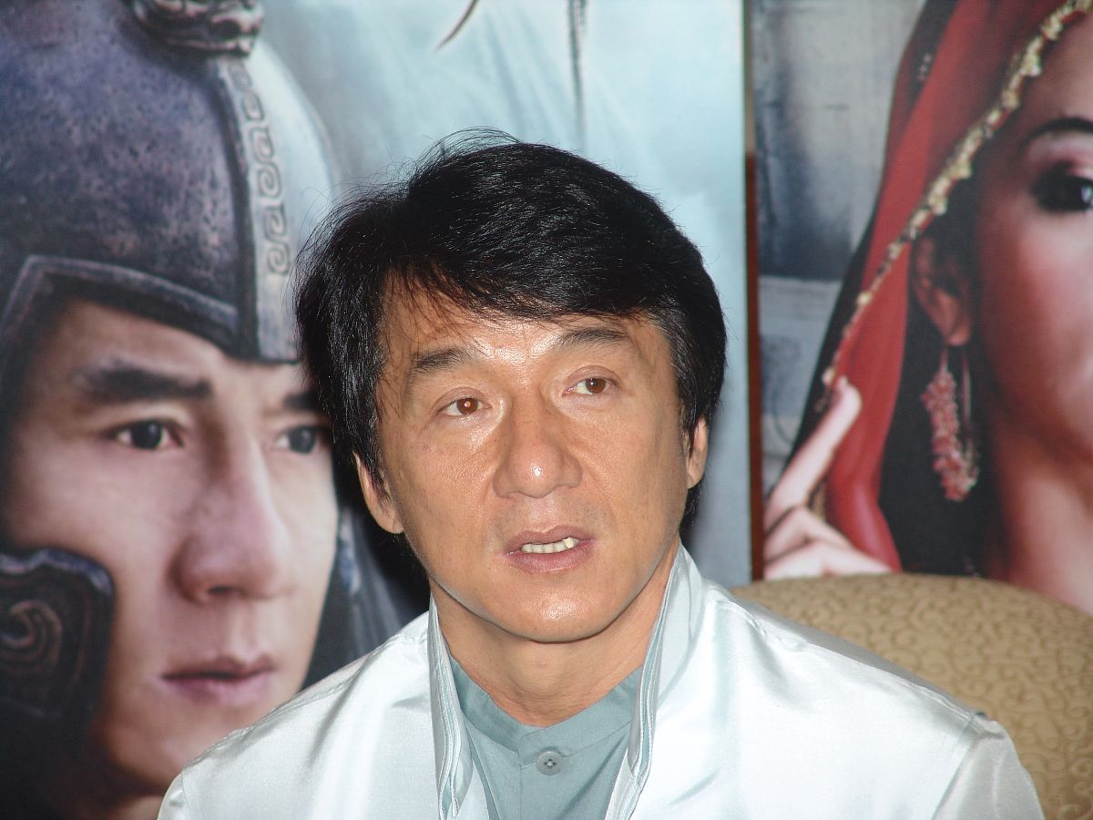 2005年7月5日,北京,成龙出席电影《神话》招商酒会.+++_+++神话,成龙