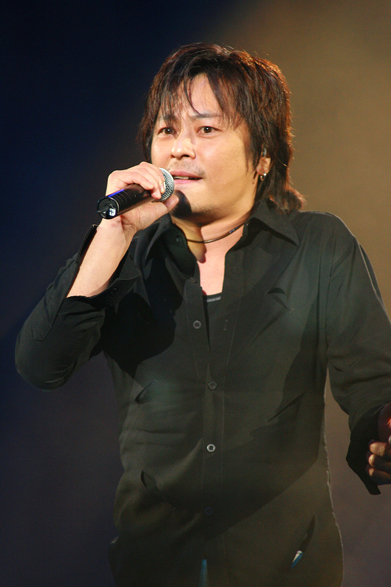 2006年11月1日,香港,一连四场《我们的世纪金曲演唱会》今晚在红馆开