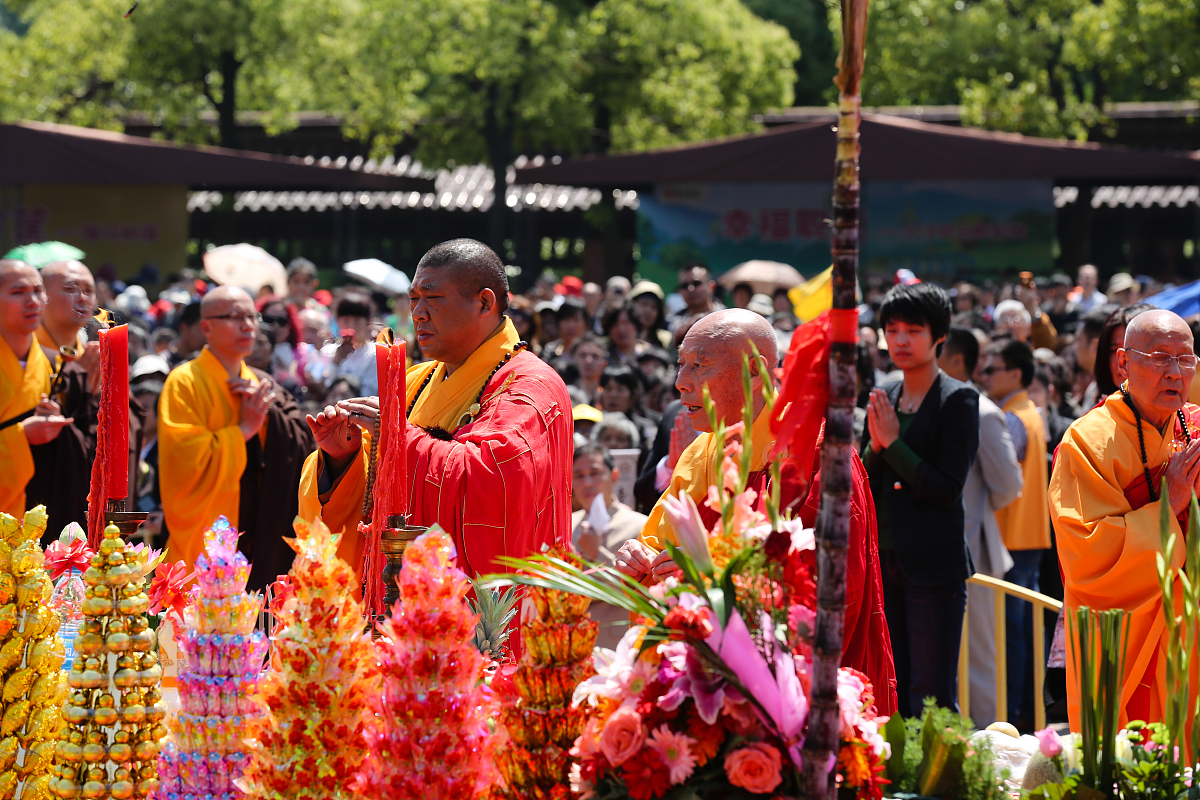 寺庙做法事：钱给谁？个人还是庙里？