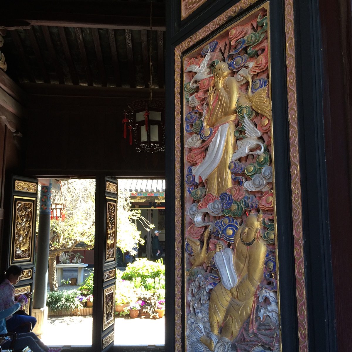 红河中专学校优秀专业推荐：电子信息工程、汽车运用与维修、旅游服务与管理