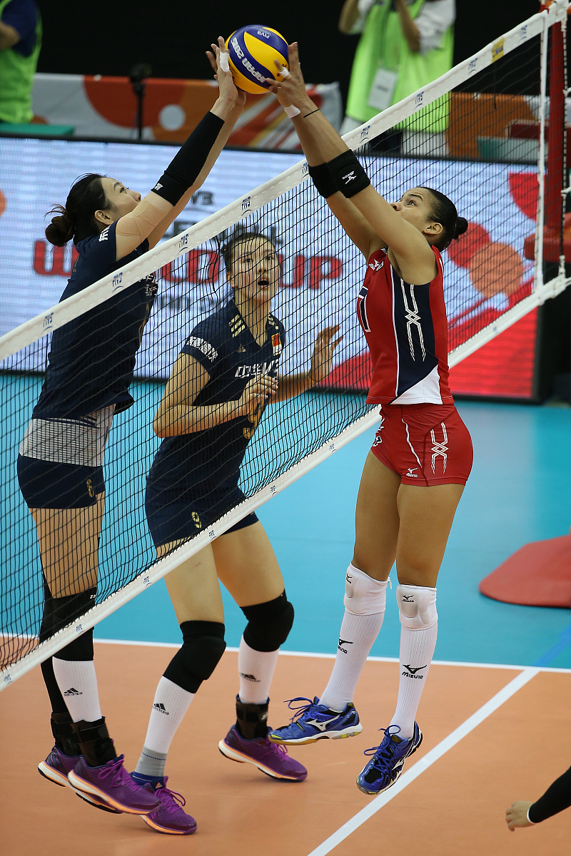 2015年9月4日,日本,2015女排世界杯,中国3-0多米尼加.***_***nagoya, 