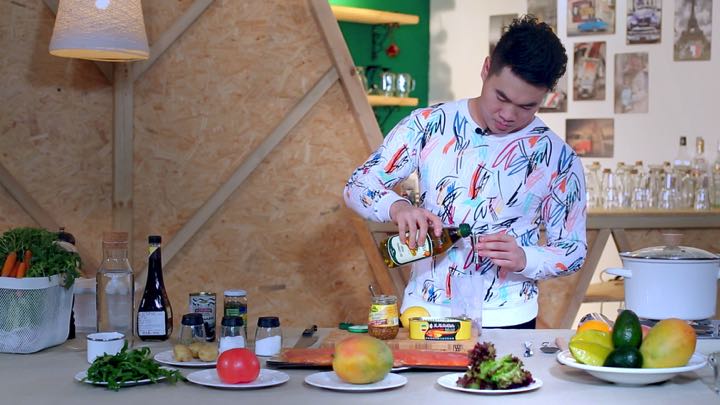 熏三文鱼香芒沙拉