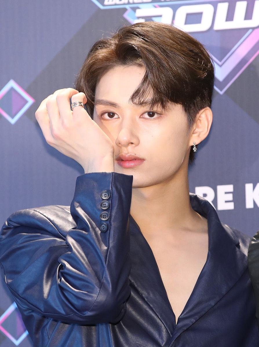 2019年9月19日,韩国首尔,明星参加《m! countdown》节目彩排.(=1)   =