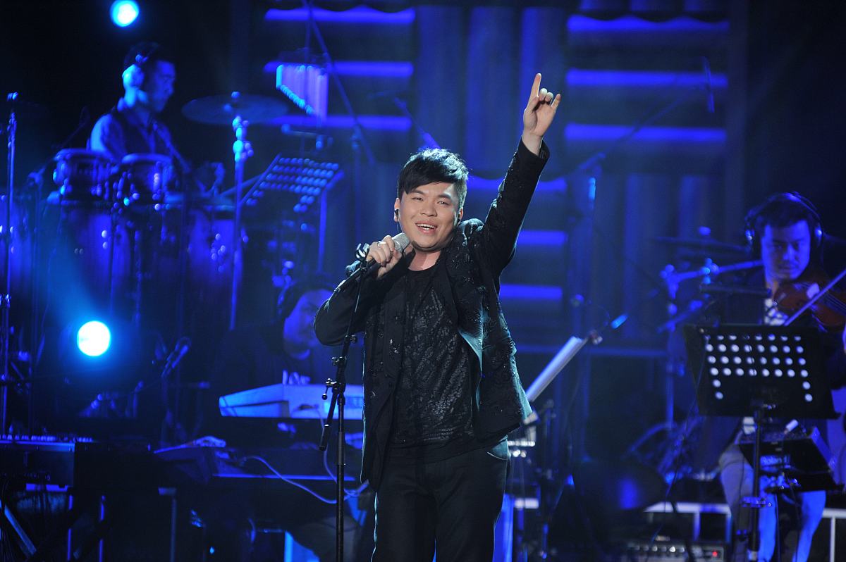 不是这样的 是写一个自创的歌词 带标题