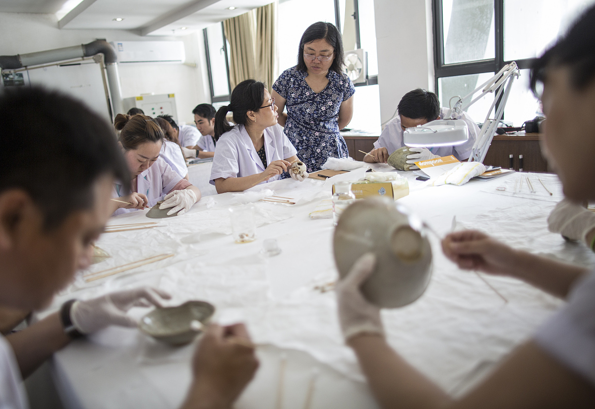 以承受为话题写一篇600字作文