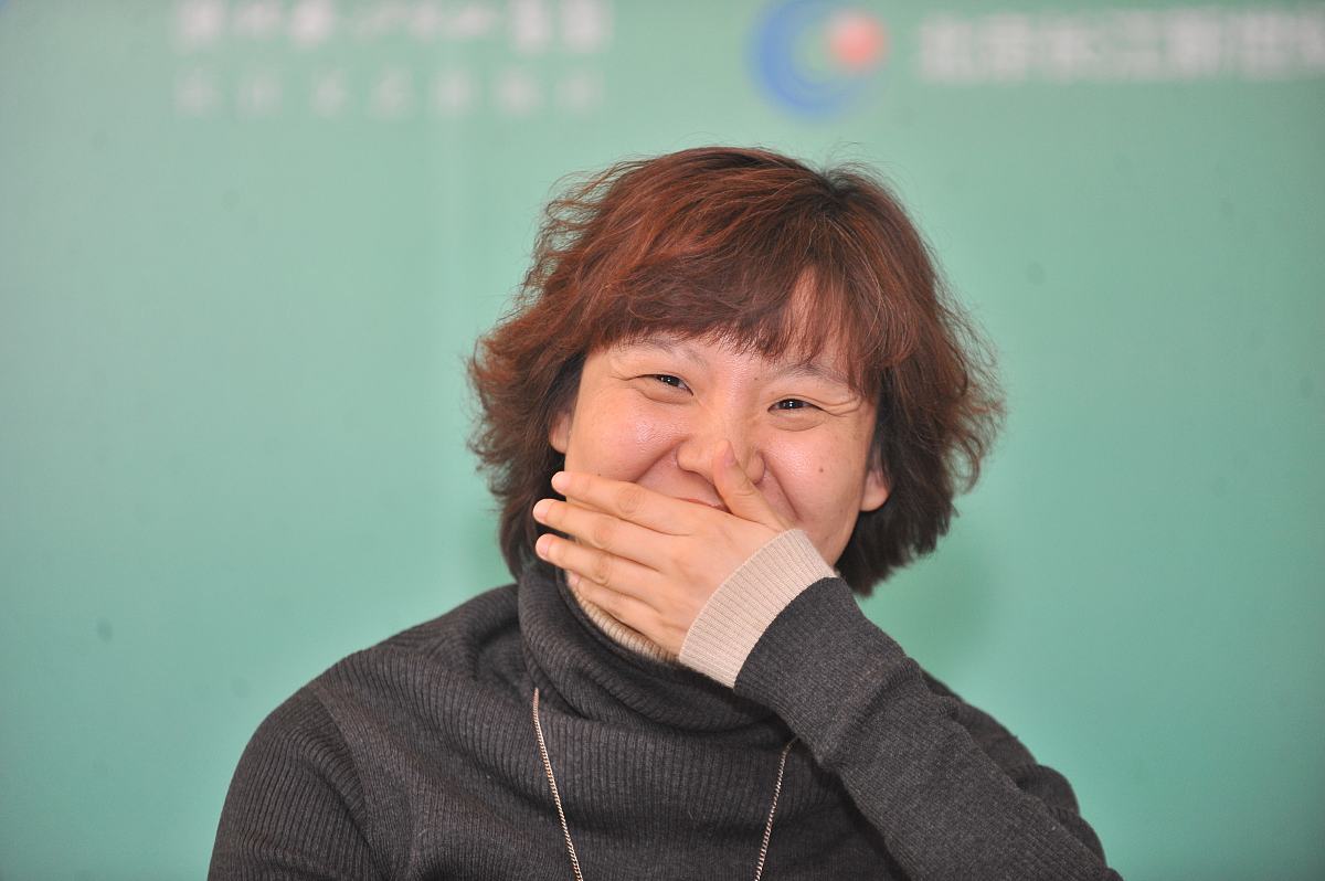 2012年2月15日,北京,《穿"动物园"的女编辑》小说首发式举行.***_***