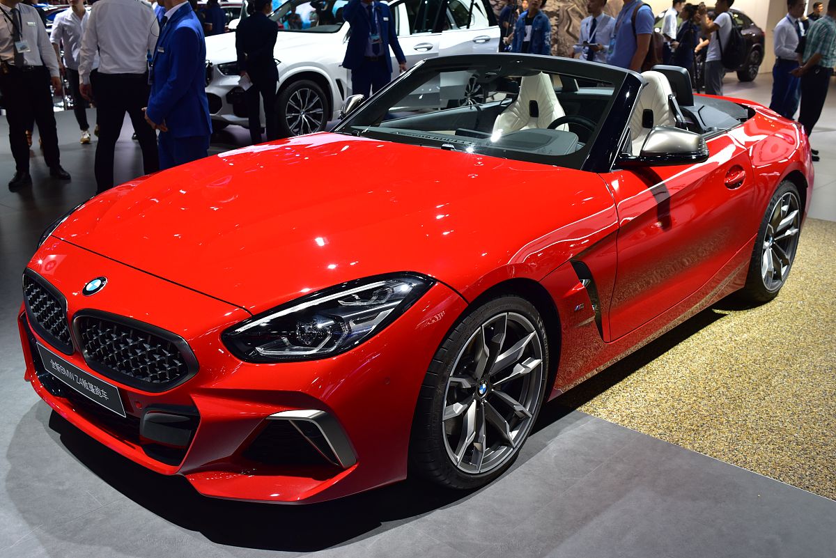 I am just cleaning up some contracts and closing the month on the computer Just did a deal on a hybrid Alfa Romeo to close the month The store sold 15 luxury cars and I did all the financing and p