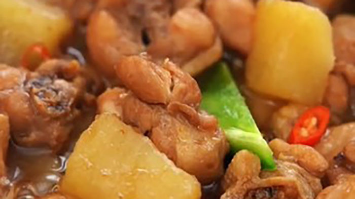 家常版黄焖鸡米饭,制作简单还下饭,味道不比饭店差