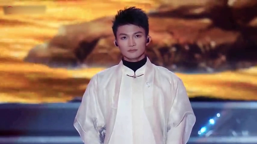 周深《大鱼》,深海妖魅般的歌声,我要单曲循环一百遍