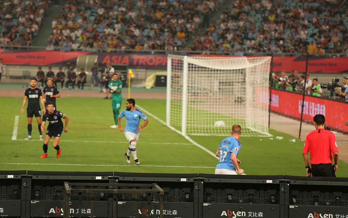 写出百利足球体育直播的软件介绍软件特色软件亮点软件功能软件测评