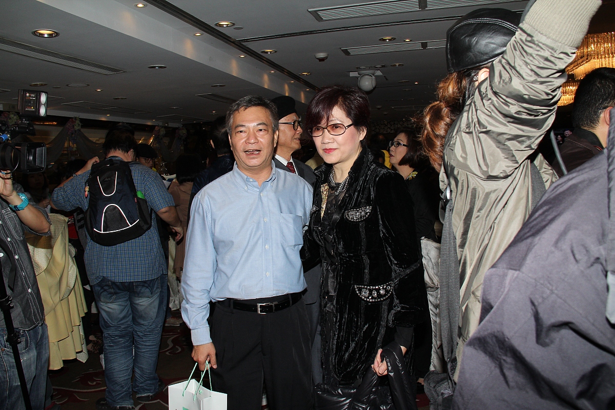 包含鹏的艺名网名大全：400个好听的鹏字网名