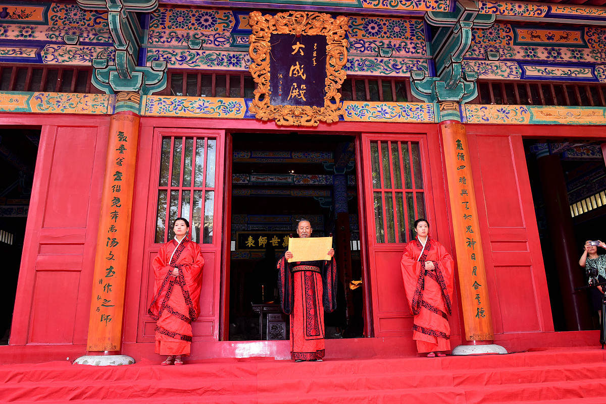 承德腾飞学院旅游服务与管理专业怎么样？就业前景、课程设置、师资力量深度解析