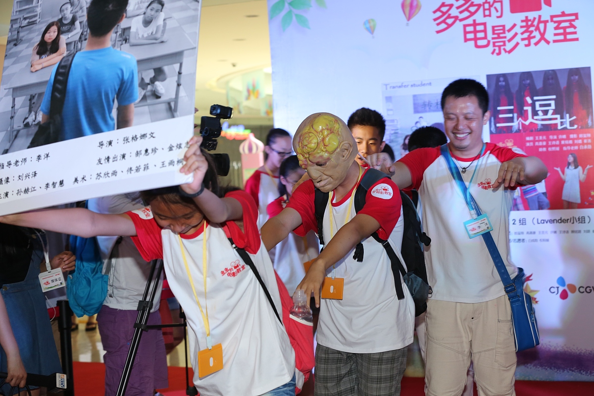《那年花开有时》续写：花开梦想，小镇希望