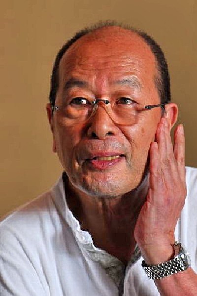 东京买的油烟机电机坏了苏泊尔牌的厂家也不来修我该怎么办在保质保修期内是电机坏了 每次打400电话他都说刚解决已经20天了都没解决用200字描述