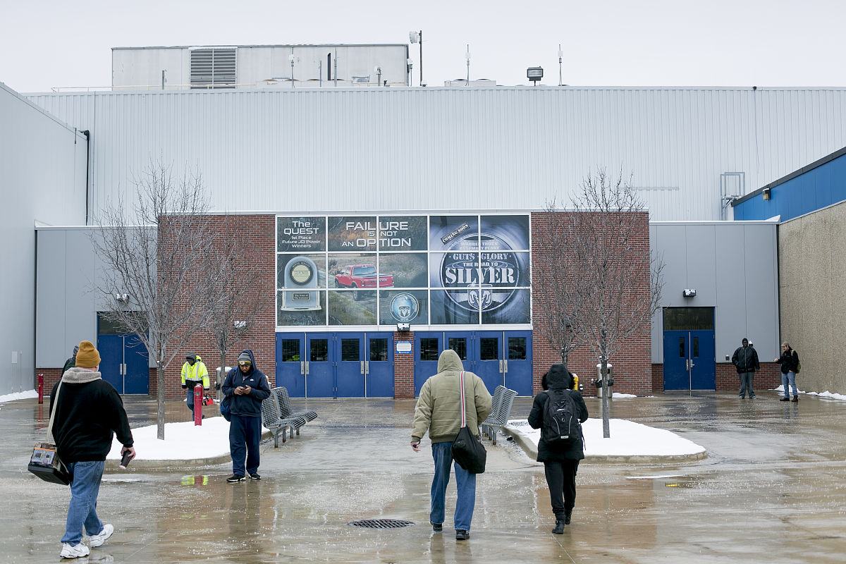 请根据以下内容目录写一篇学习心得报告： 生产文件 1 产能分析规划 班组产能分析与策划主流程 班组生产管理流程 生产线产能分析与计算作业指导书 生产应急管理办法 横向协调工作指导书 规模化生产前准备与策划指导书