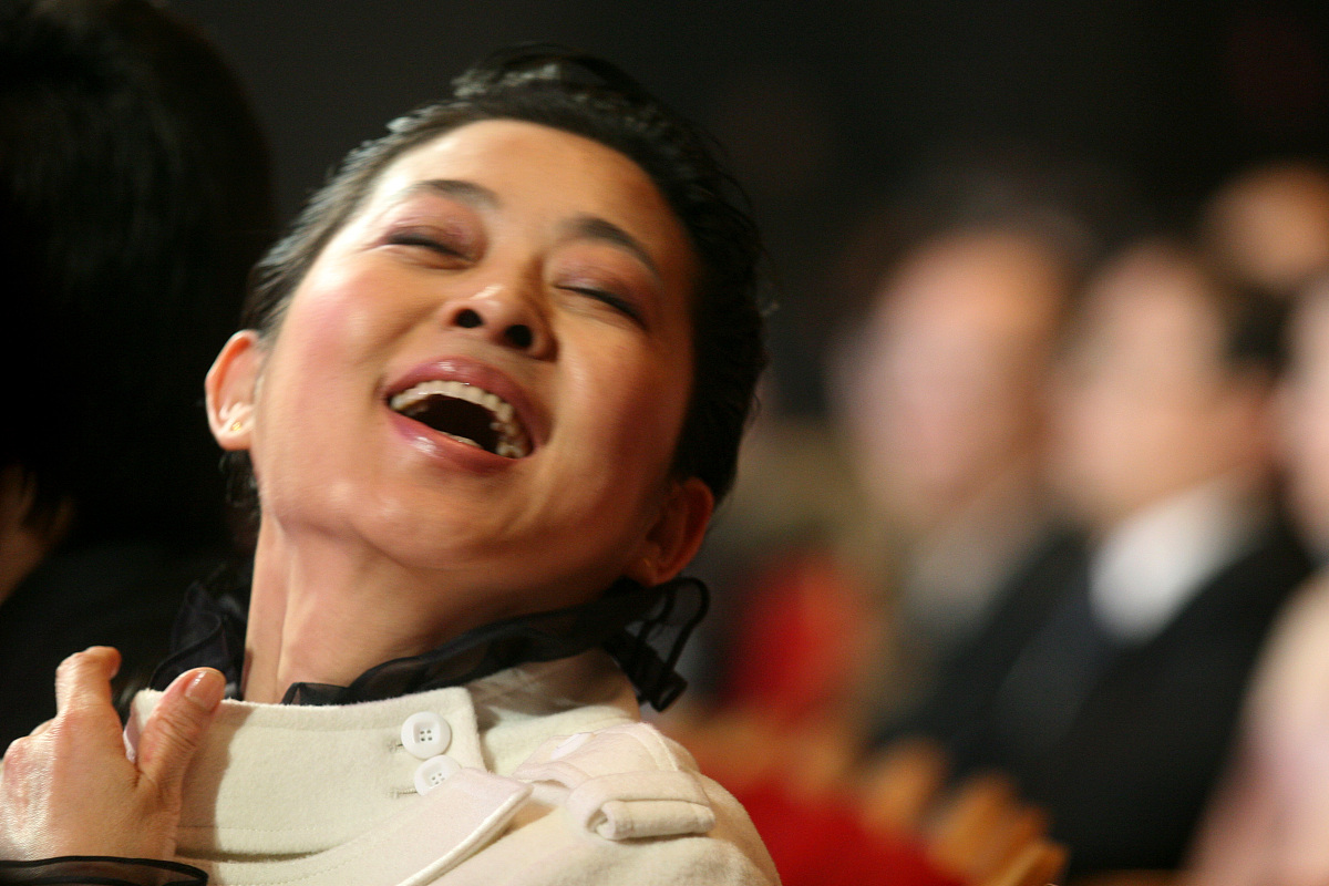 2009年2月28日,上海,2009新娱乐慈善群星会颁奖晚会.***_***倪萍 +++_
